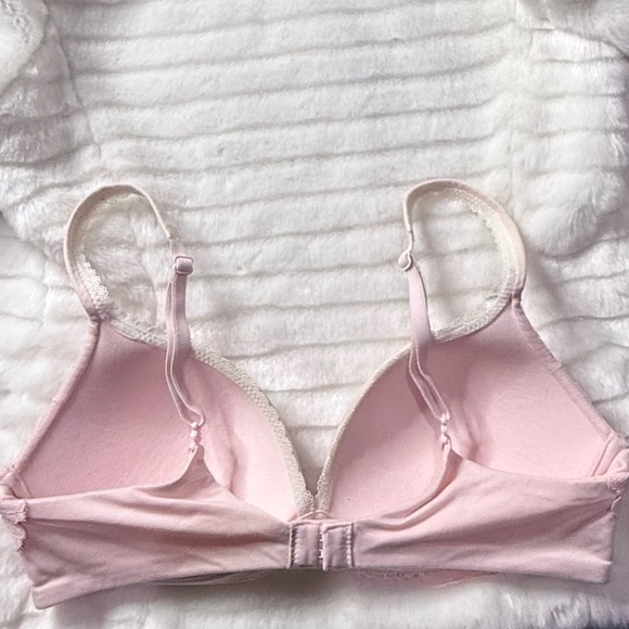 (NWOT) VICTORIA’S SECRET Wireless Body By Victoria Cotton Candy Pink Bra - Picture 4 of 6